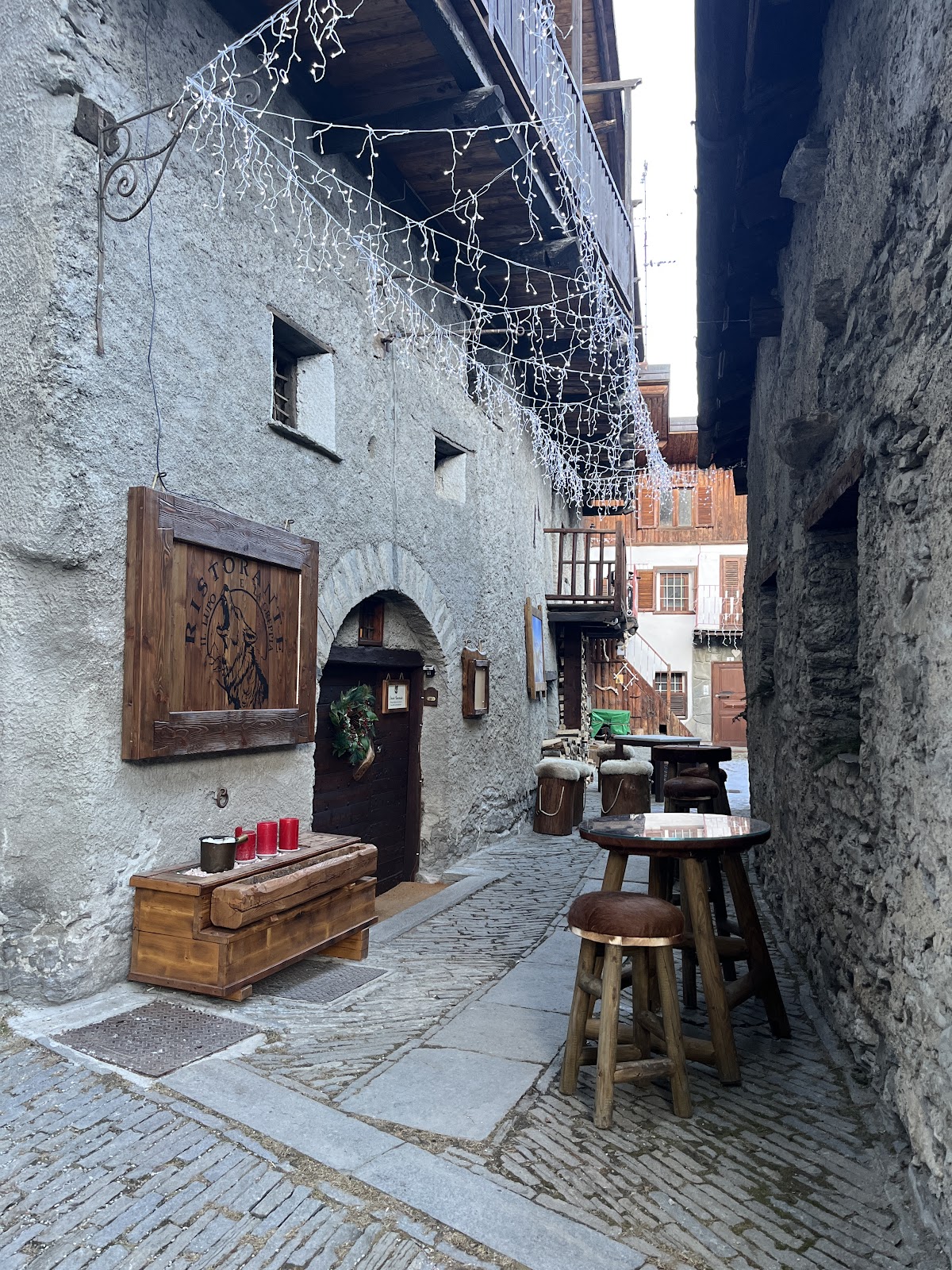 Il lupo e la greppia - 6